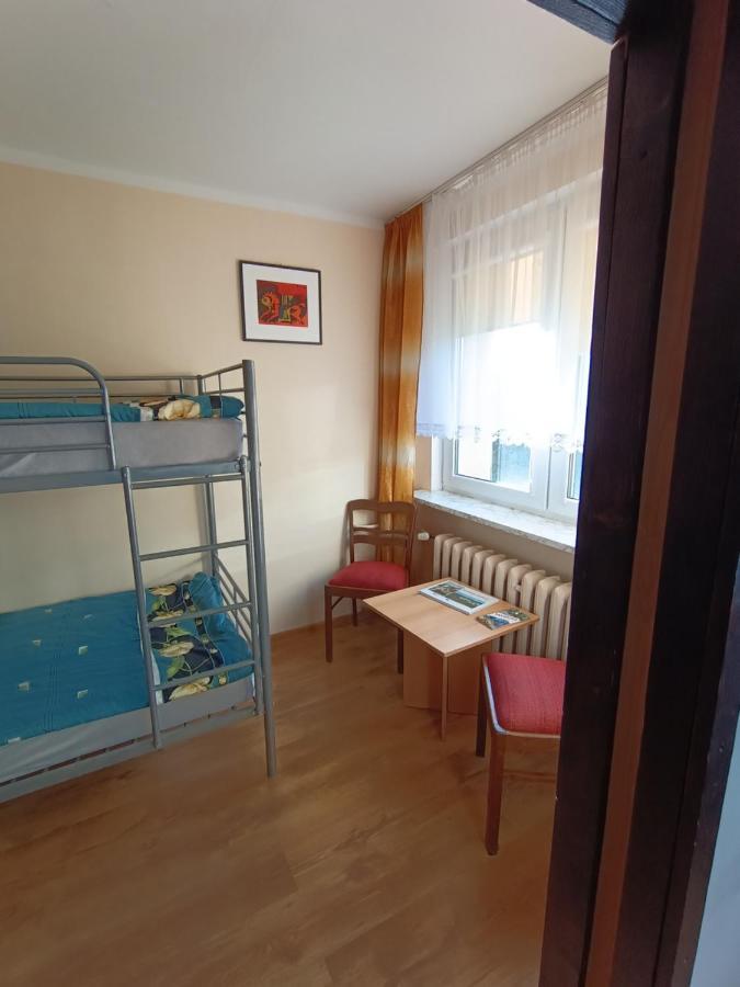 Mieszkanie W Centrum Клодзко Екстериор снимка